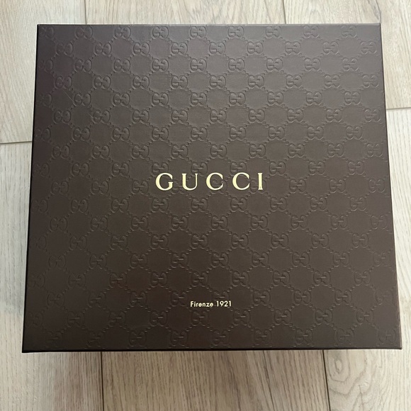 Gucci Leather lace up boots, Metallic and Silver, included box size 8 or IT 38 - Picture 6 of 10